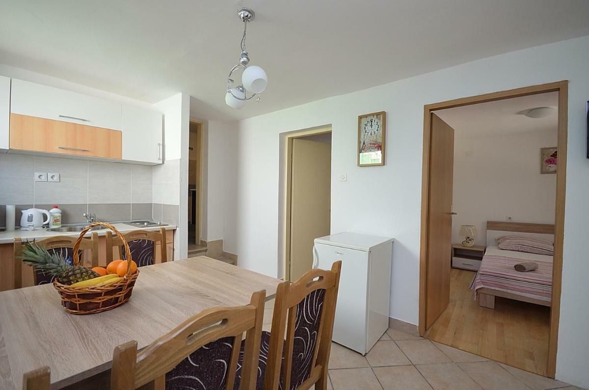 Apartmani Ana Tribalj 외부 사진