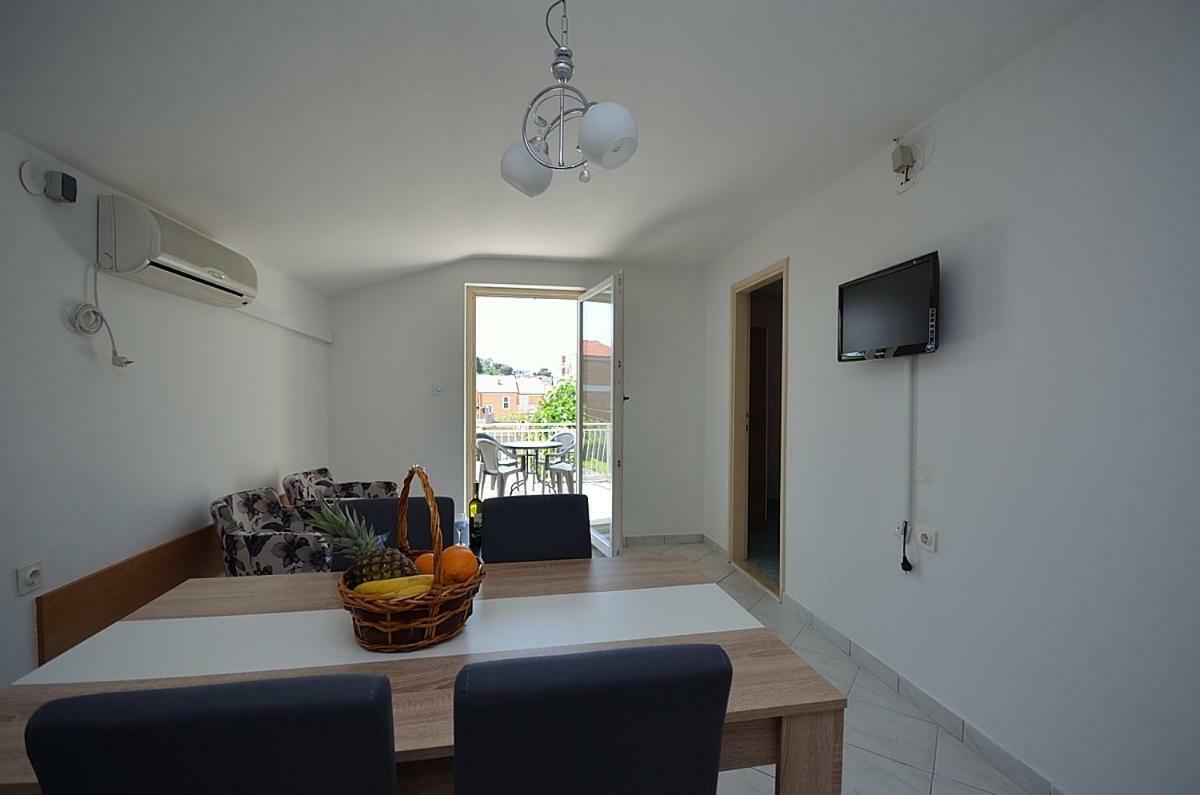 Apartmani Ana Tribalj 외부 사진