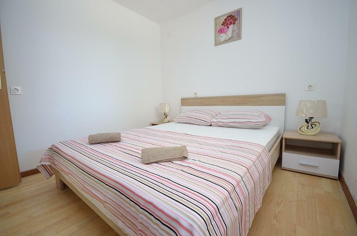 Apartmani Ana Tribalj 외부 사진